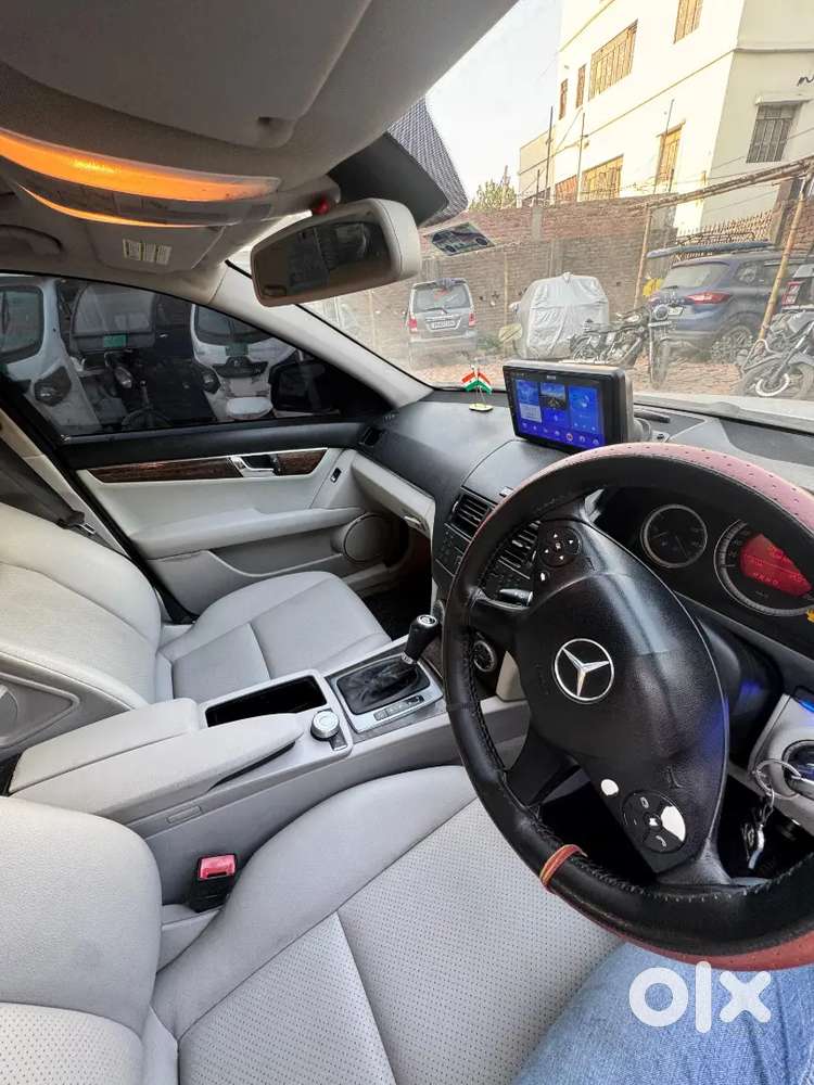 Mercedes-benz C Class 2009 Petrol 50000 Km Driven