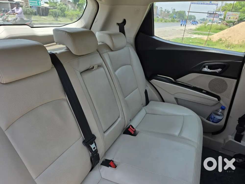 Urgent Sale Xuv300 Diesel Manual 2019