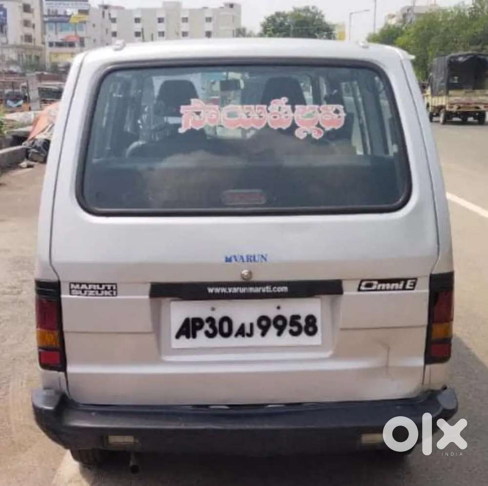 Maruti Suzuki Omni 2017 Petrol 78000 Km Driven