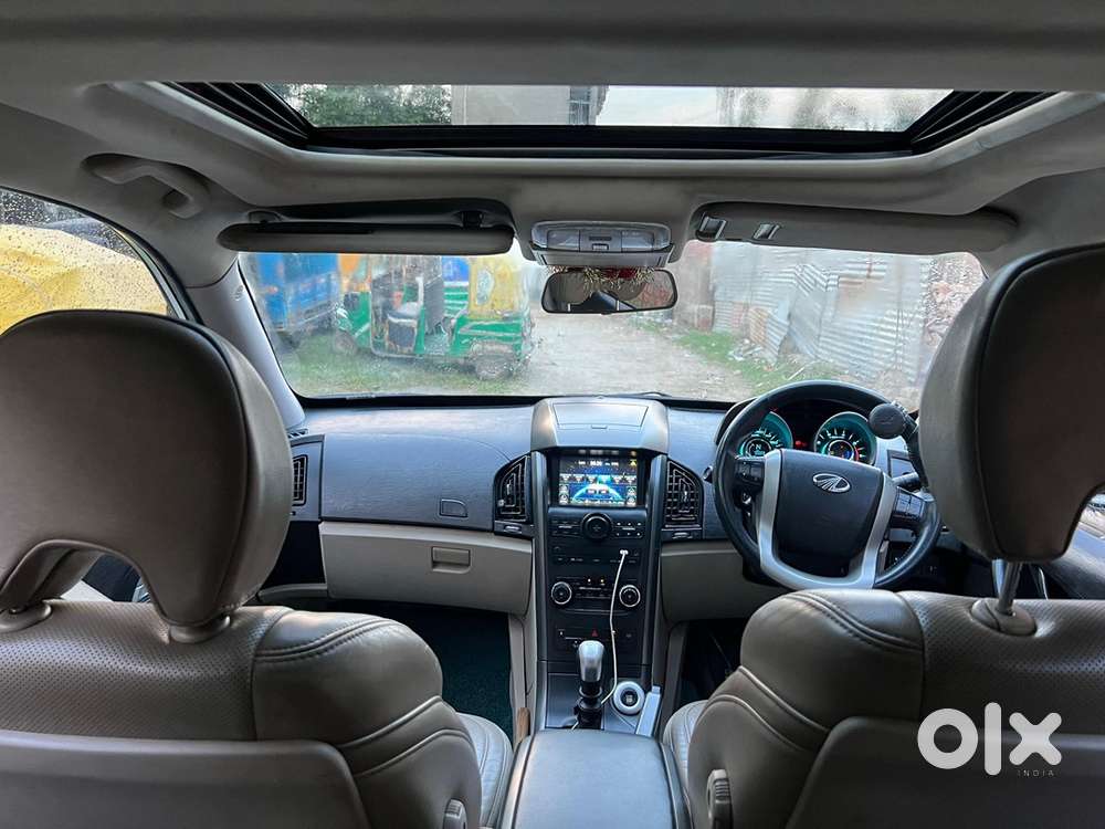 Mahindra Xuv500 2.2 W10 2019