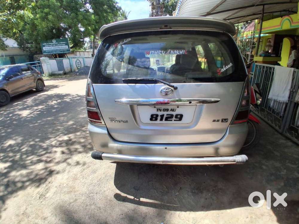 Toyota Innova 2.5. V  2007 Diesel For Sale
