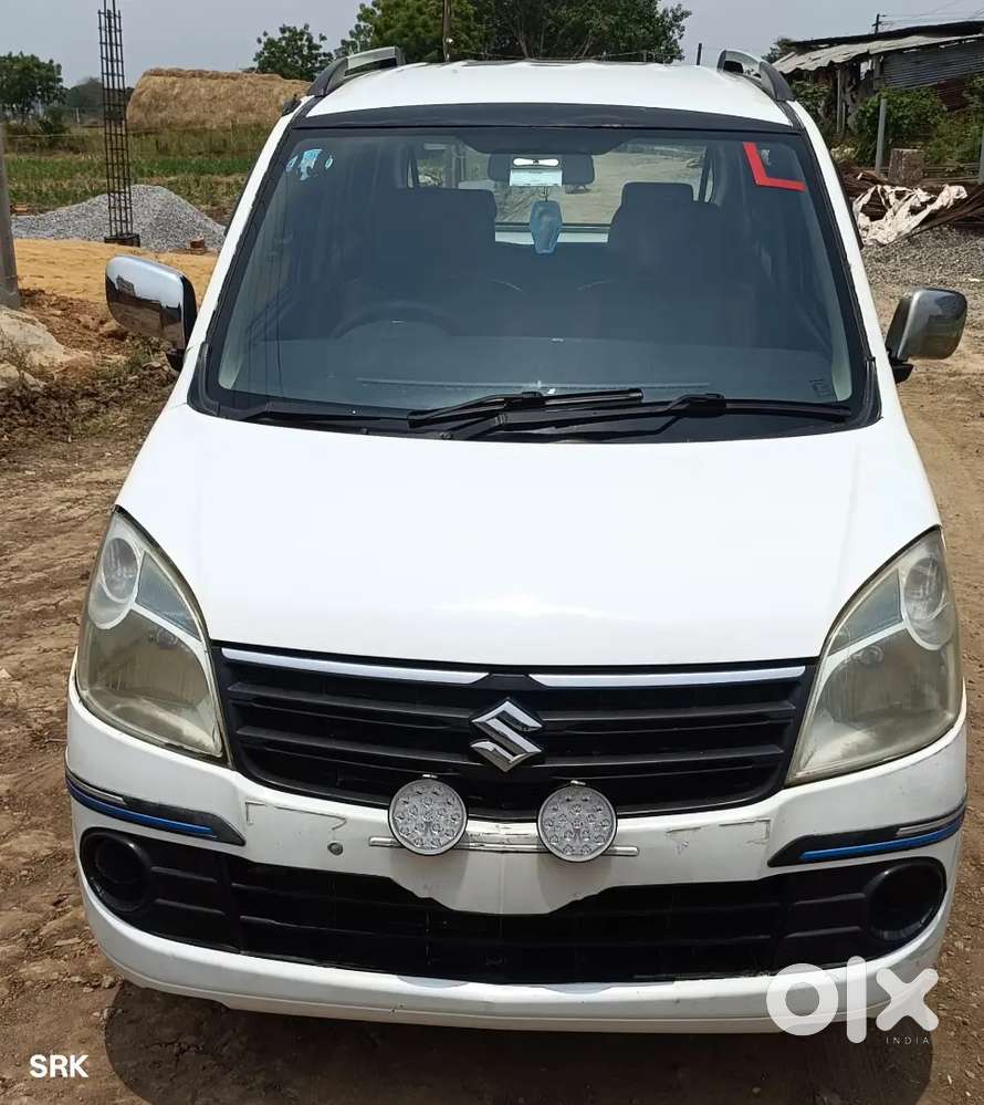 Maruti Suzuki Wagonr Lxi  Cng
2011model
New Tyres
Insurance Ok