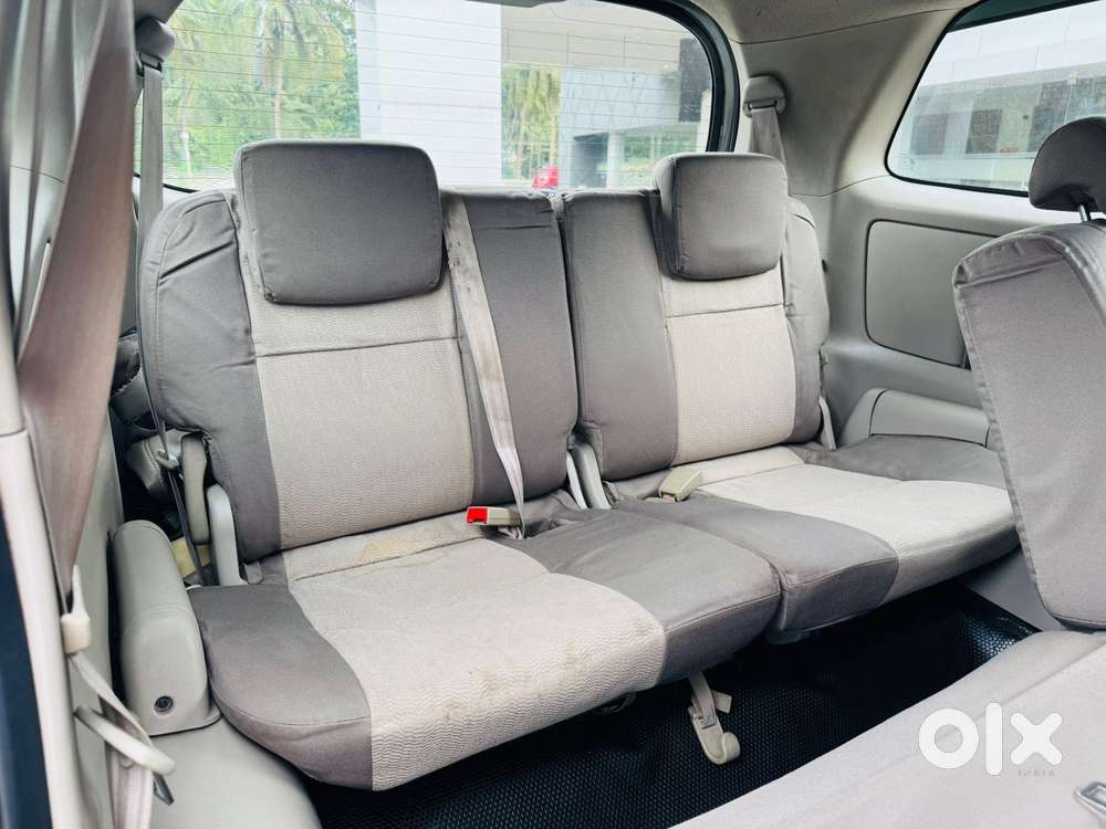 Toyota Innova 2.5 Vx 8 Str Bs-iii, 2012, Diesel