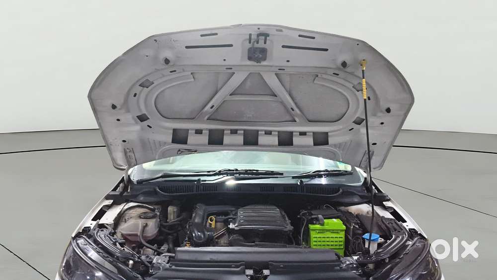 Skoda Slavia Style 1.0l Tsi Mt, 2022, Petrol
