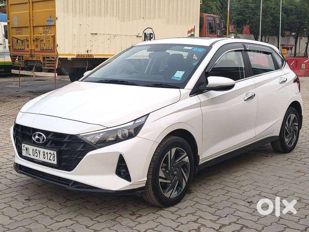 Hyundai I20 Asta (o) 1.2 Ivt, 2022, Petrol