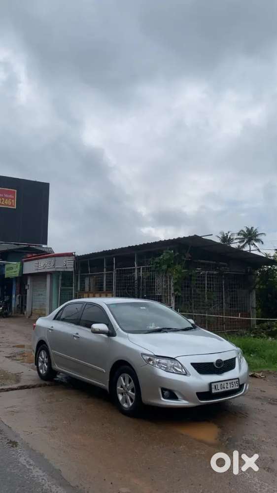 Corolla Altis Petrol