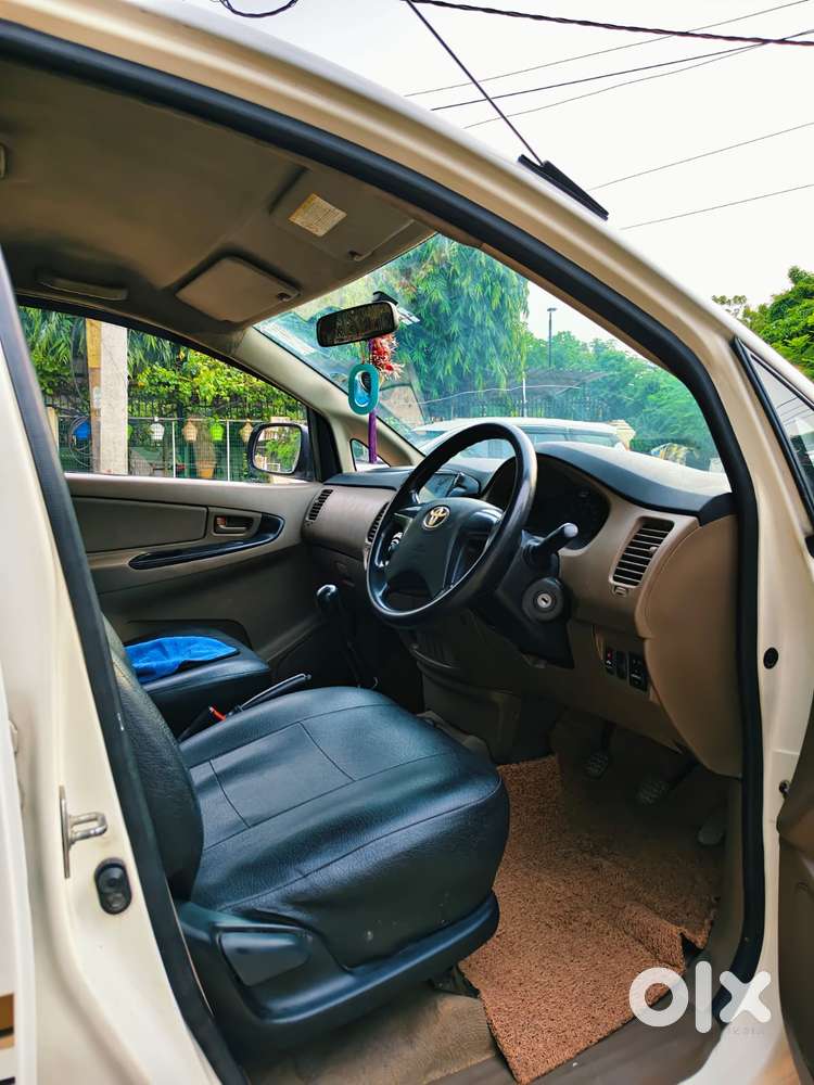 Toyota Innova 2.5 G (diesel) 7 Seater, 2015, Diesel