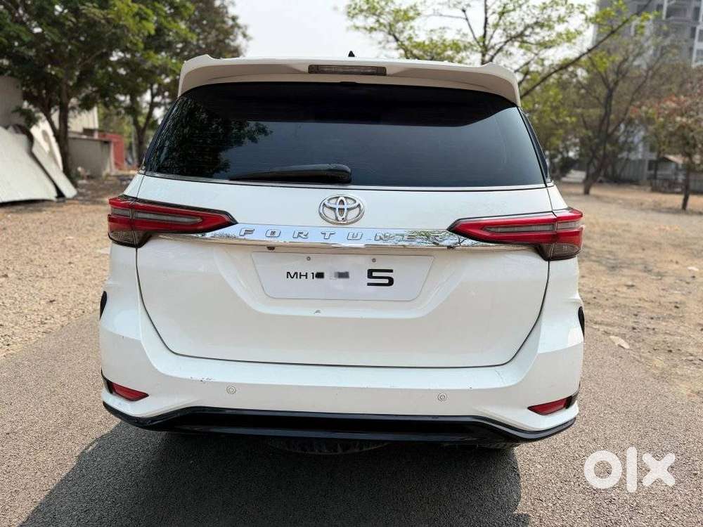 Toyota Fortuner Legender 4x2 At 2.8, 2017