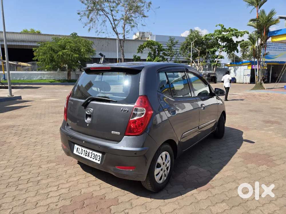 Hyundai I10 2011 Petrol Automatic Well Maintained, New Paper