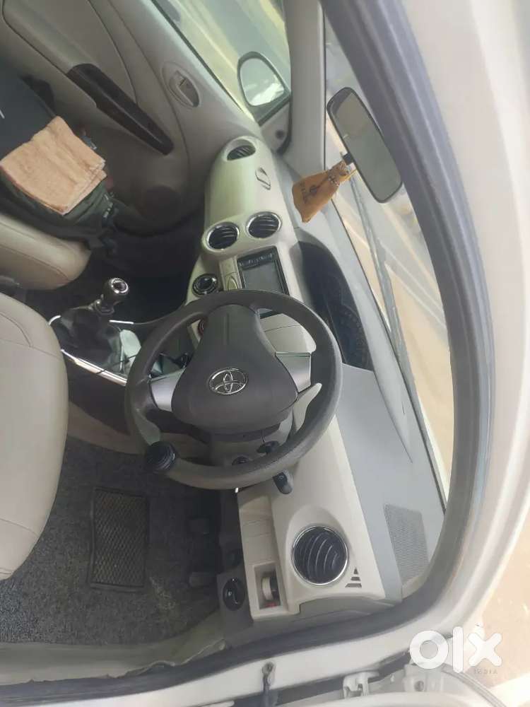 Toyota Etios Liva 2016