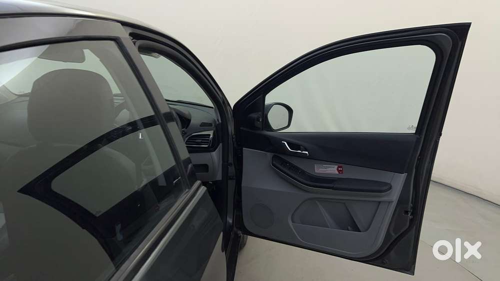 Tata Tiago Xza Plus, 2021, Petrol