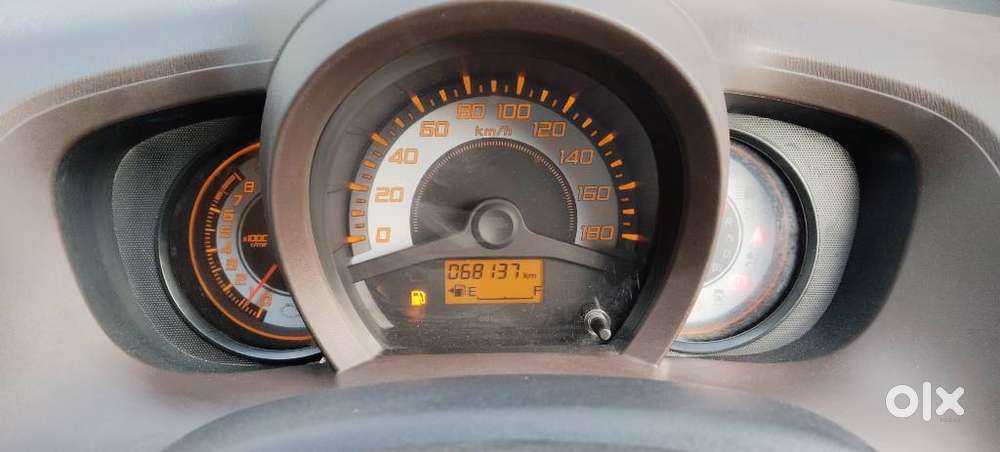 Honda Brio V Automatic, 2013, Petrol