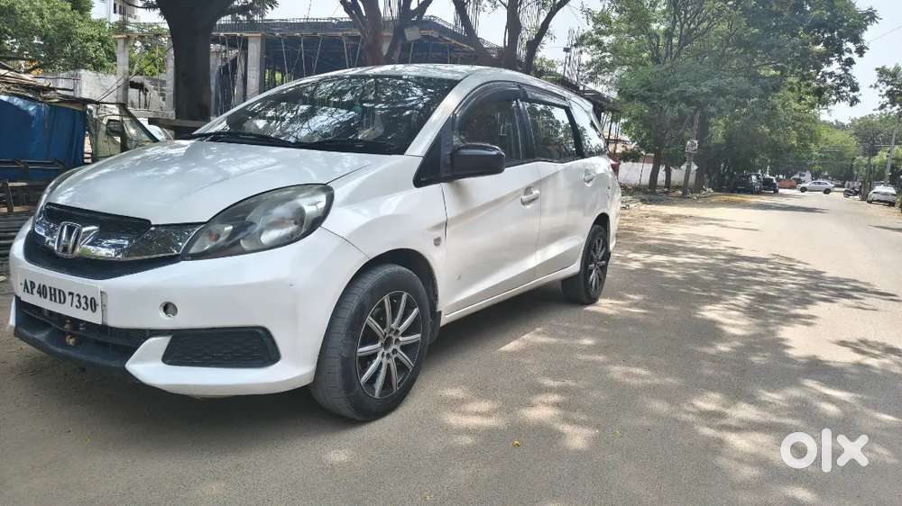 Honda Mobilio 2015 Diesel Well Maintained