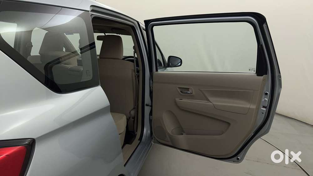 Maruti Suzuki Ertiga Vxi At, 2023, Petrol