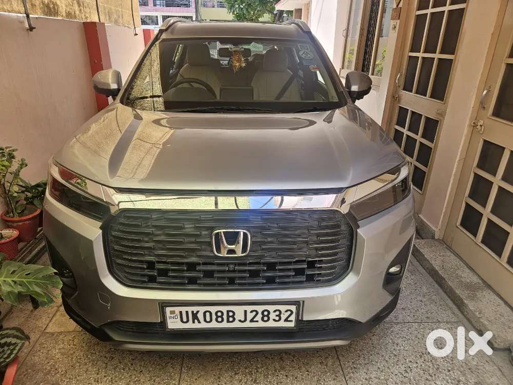 Honda Elevate 2025 Petrol 5200 Km Driven