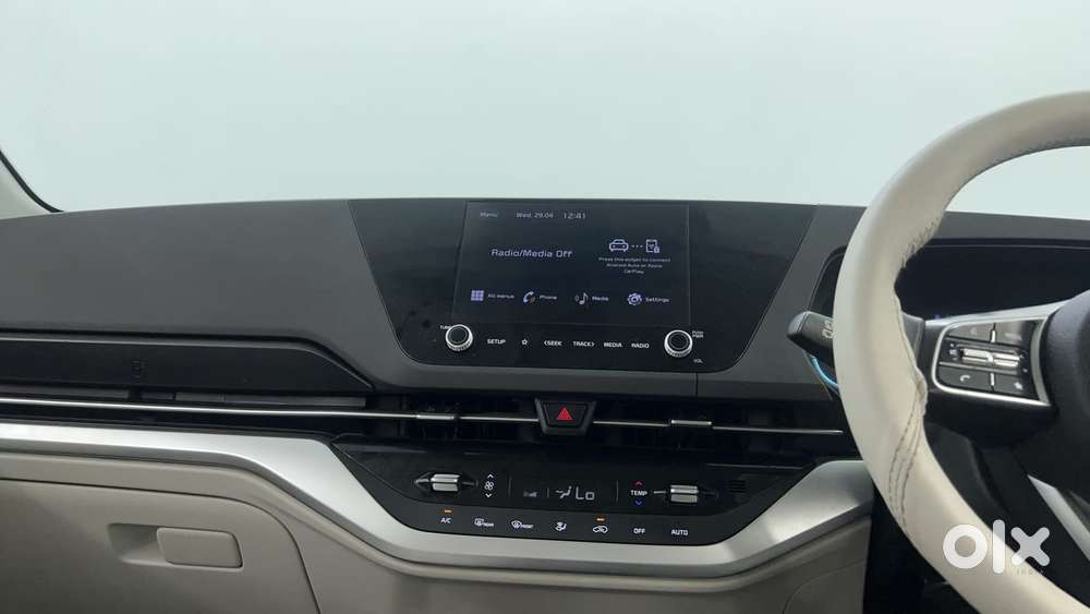 Kia Carens 1.4 Prestige Plus Turbo 7 Str, 2022, Petrol