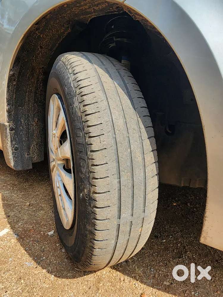Maruti Suzuki Dzire 2015 Petrol 105000 Km Driven