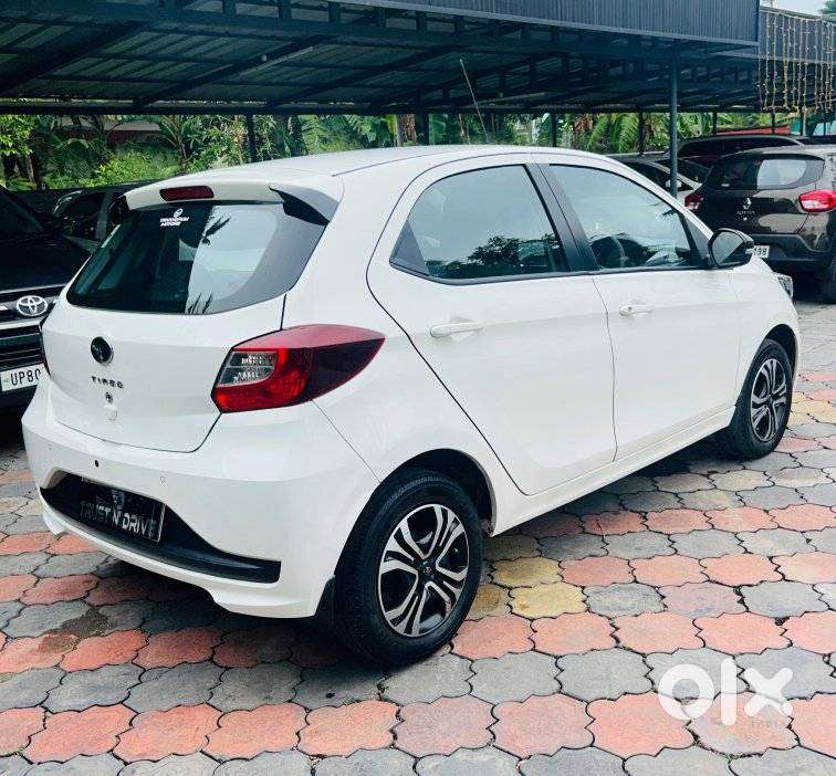 Tata Tiago 1.2 Revotron Xt (o), 2024, Petrol