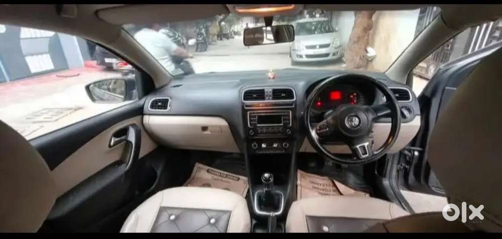 Volkswagen Polo 2013 Diesel 77000 Km Driven