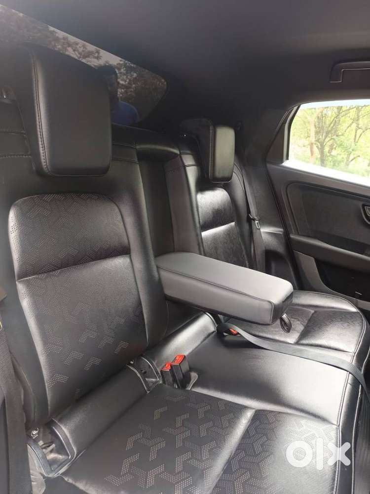 Tata Altroz Xza Plus (s) Dark Edition, 2022, Petrol