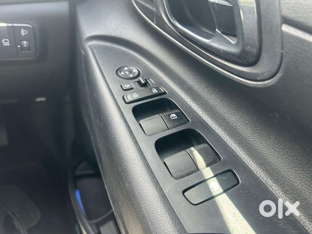 Hyundai I20 Asta (o) 1.2 Mt, 2022, Petrol