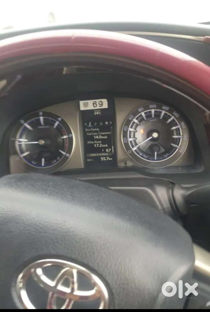 Toyota Innova Crysta 2016 Diesel 112000 Km Driven,