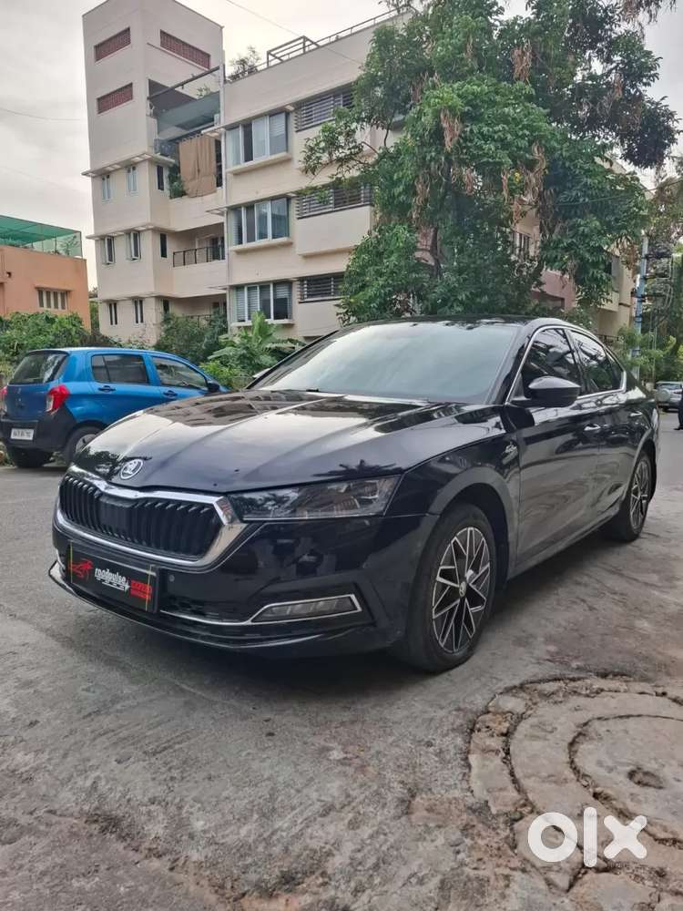 Skoda Octavia 2.0 L K Tsi At, 2023, Petrol