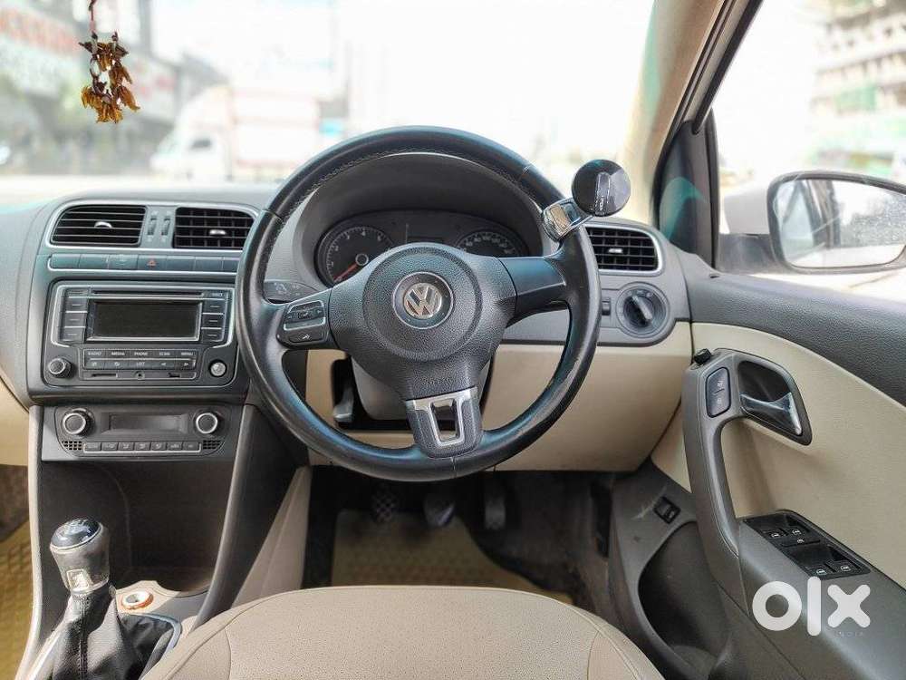 Volkswagen Vento 2010-2013 Petrol Highline, 2013, Petrol