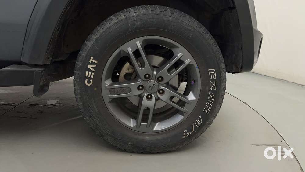 Mahindra Thar Lx Hard Top Petrol Mt 4wd, 2021, Petrol