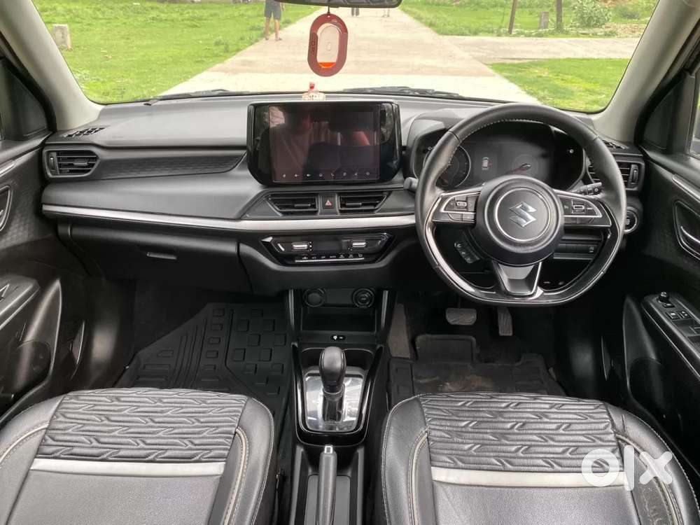 Maruti Suzuki Swift, 2025, Petrol