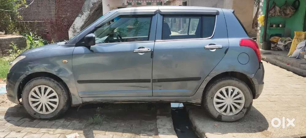 Maruti Suzuki Swift 2010 Cng & Hybrids Well Maintained