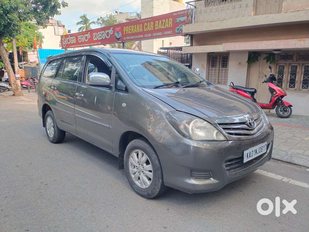Toyota Innova 2.5 Vx 8 Str Bs-iii, 2010, Diesel