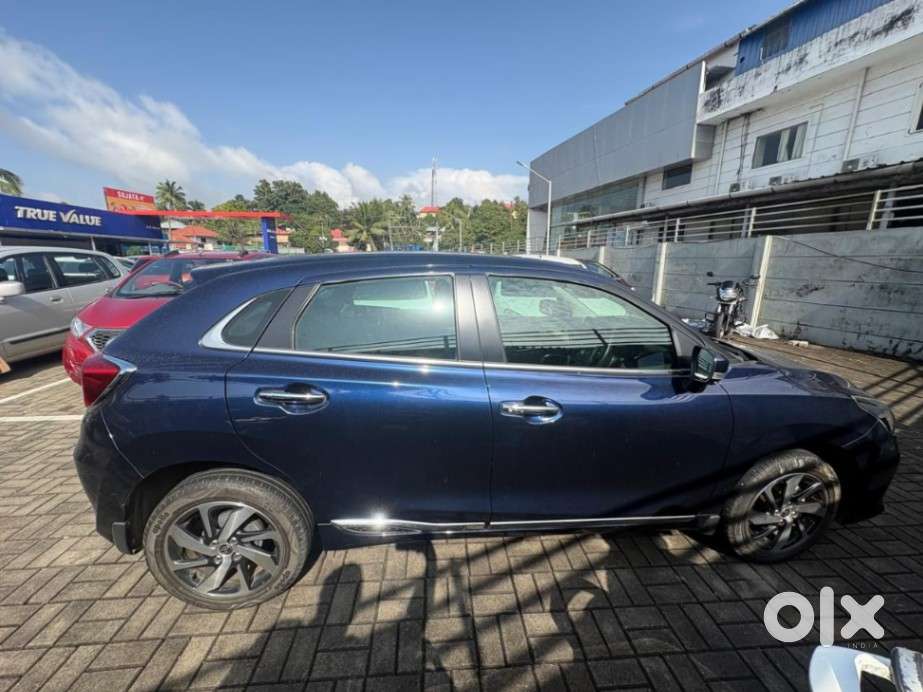 Toyota Glanza 1.2 V, 2023, Petrol