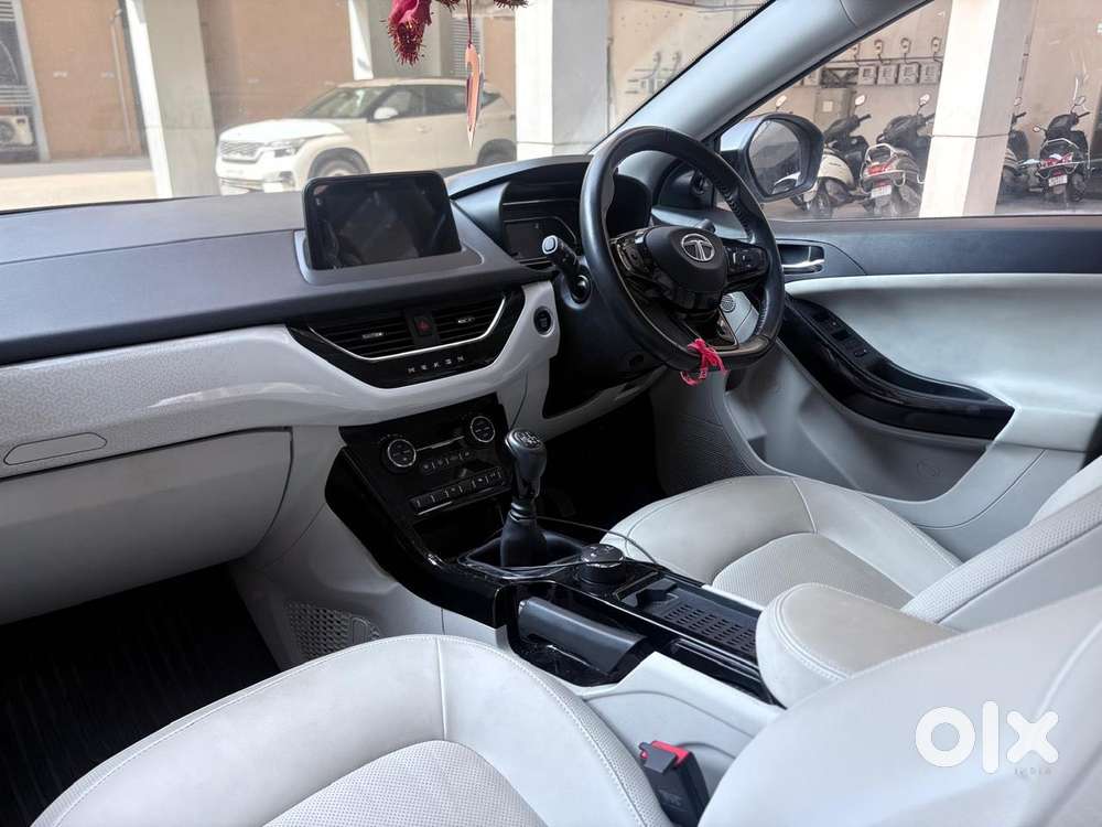 Tata Nexon 1.2 Revotron Xza Plus (l), 2022, Diesel