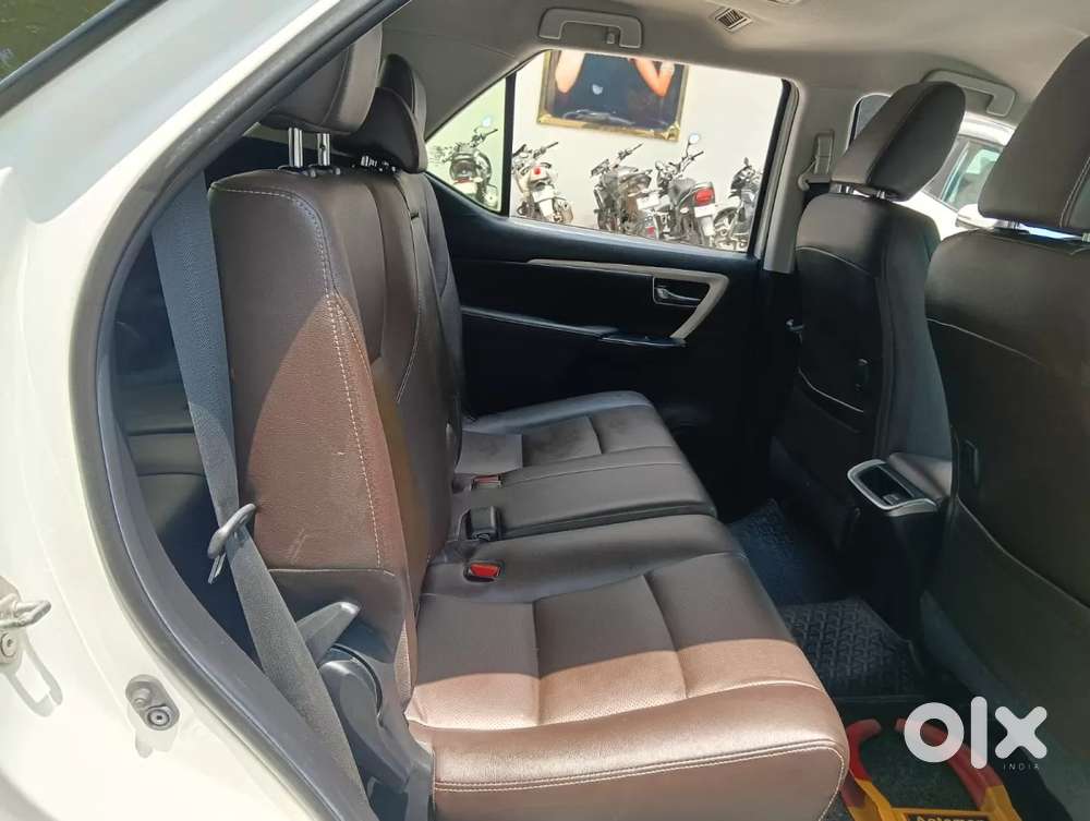Toyota Fortuner 4x2 At 2.8 Diesel, 2020, Diesel