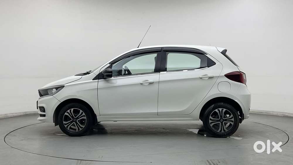 Tata Tiago 1.2 Revotron Xt Cng, 2023, Cng & Hybrids