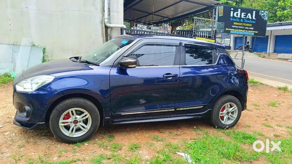 Swift 2023  October.maruti Suzuki Manual Petrol