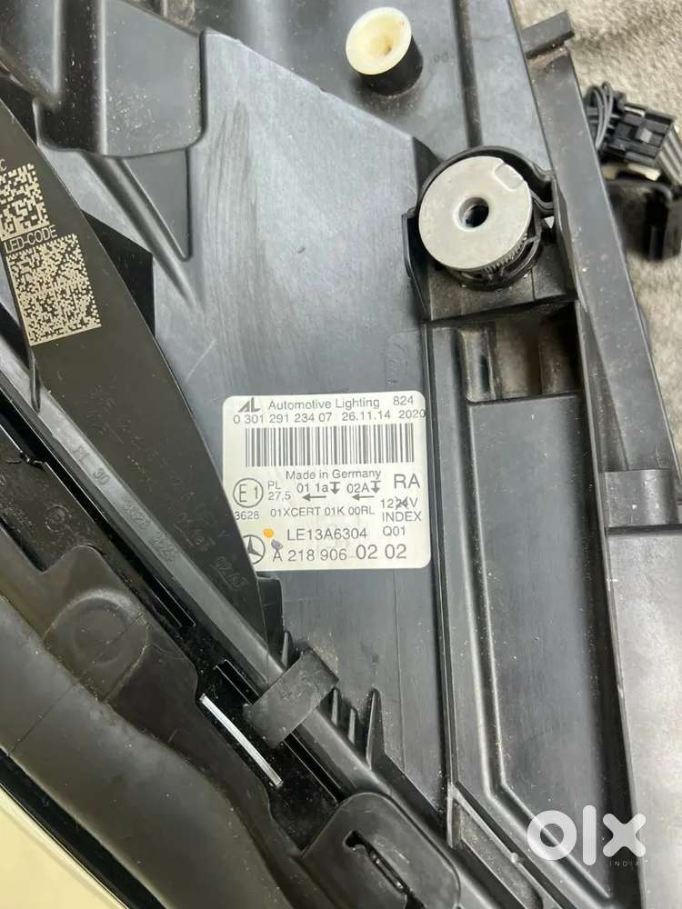 Mercedes Benz Cls 63  Head Lights Pair  Oem Made In Germany