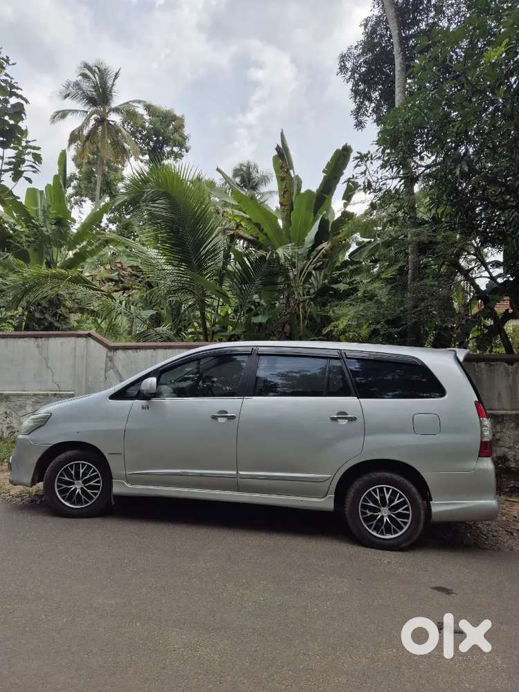 Toyota Innova 2.5 G4 2014