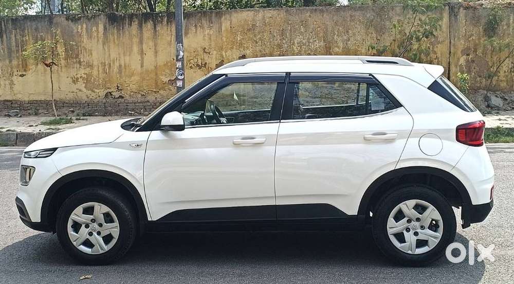 Hyundai Venue S 1.2 Petrol, 2019, Petrol