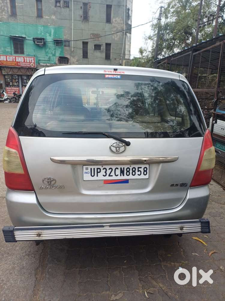Toyota Innova 2004-2011 2.5 E Diesel Ps 8-seater, 2008, Diesel
