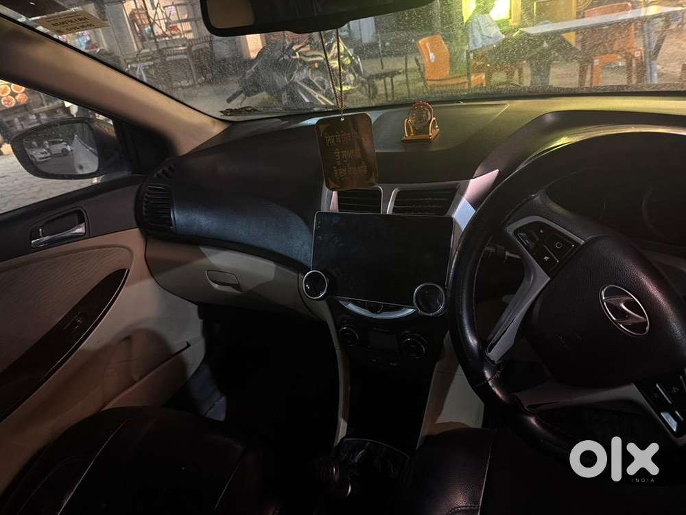 Hyundai Fluidic Verna 2012 Diesel 200000 Km Driven