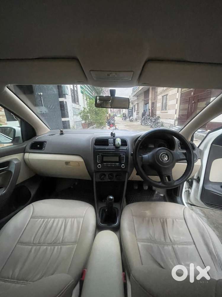 Volkswagen Vento Petrol 2013