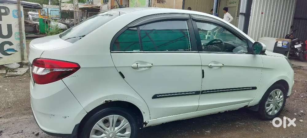 Tata Zest Pure Petrol - December 2016