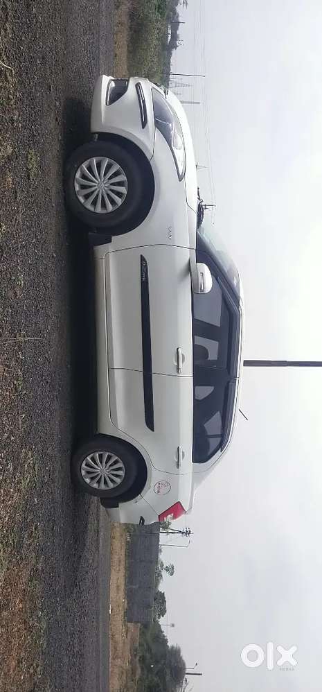 Maruti Suzuki Dzire 2016 Petrol 64000 Km Driven