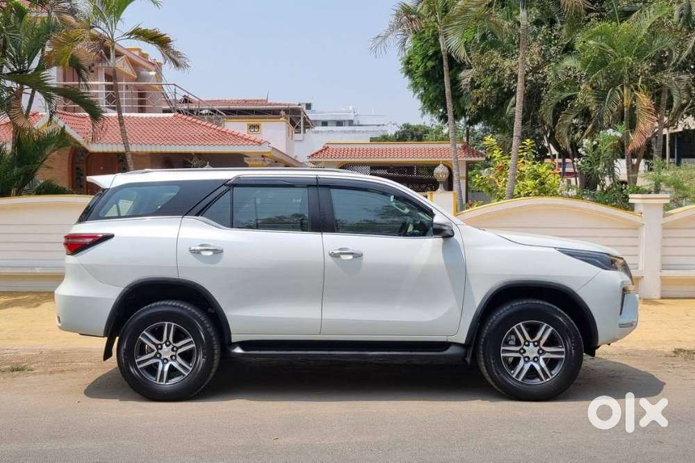 Toyota Fortuner 4x2 At 2.8 Diesel, 2022, Diesel
