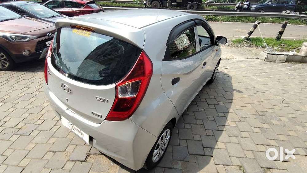 Hyundai Eon 0.8 Magna (o), 2011, Petrol