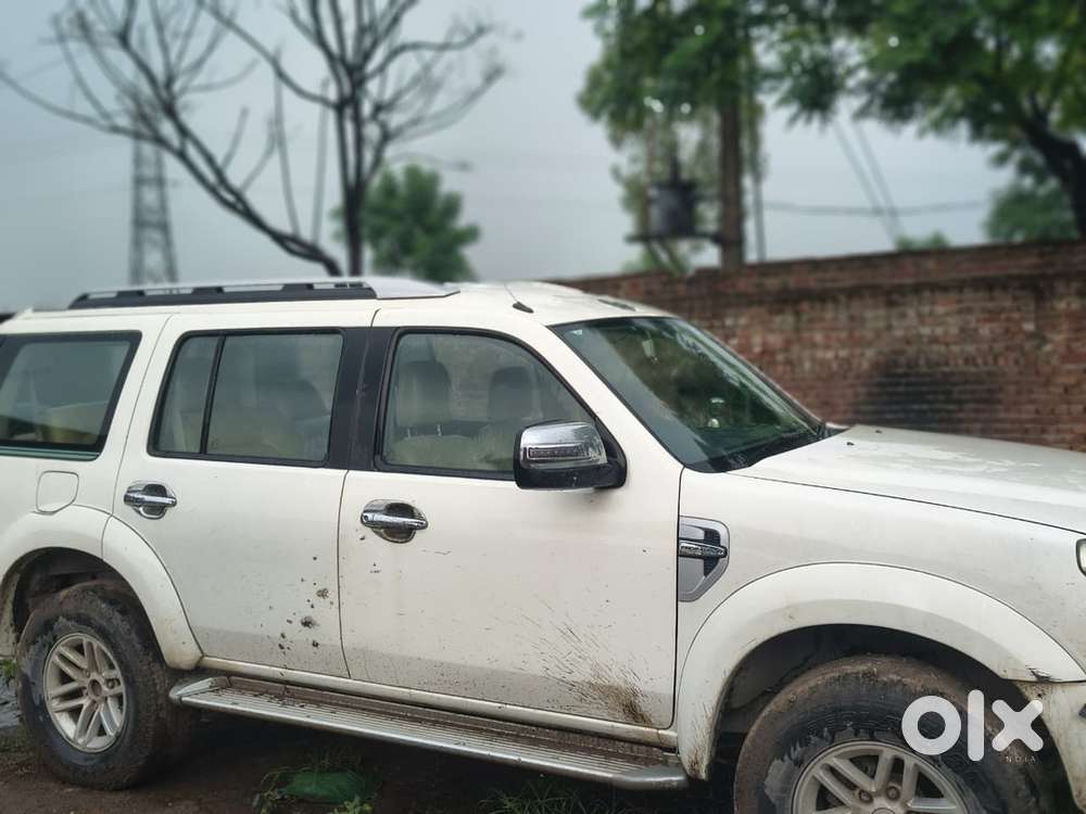 Ford Endeavour Diesel 2013