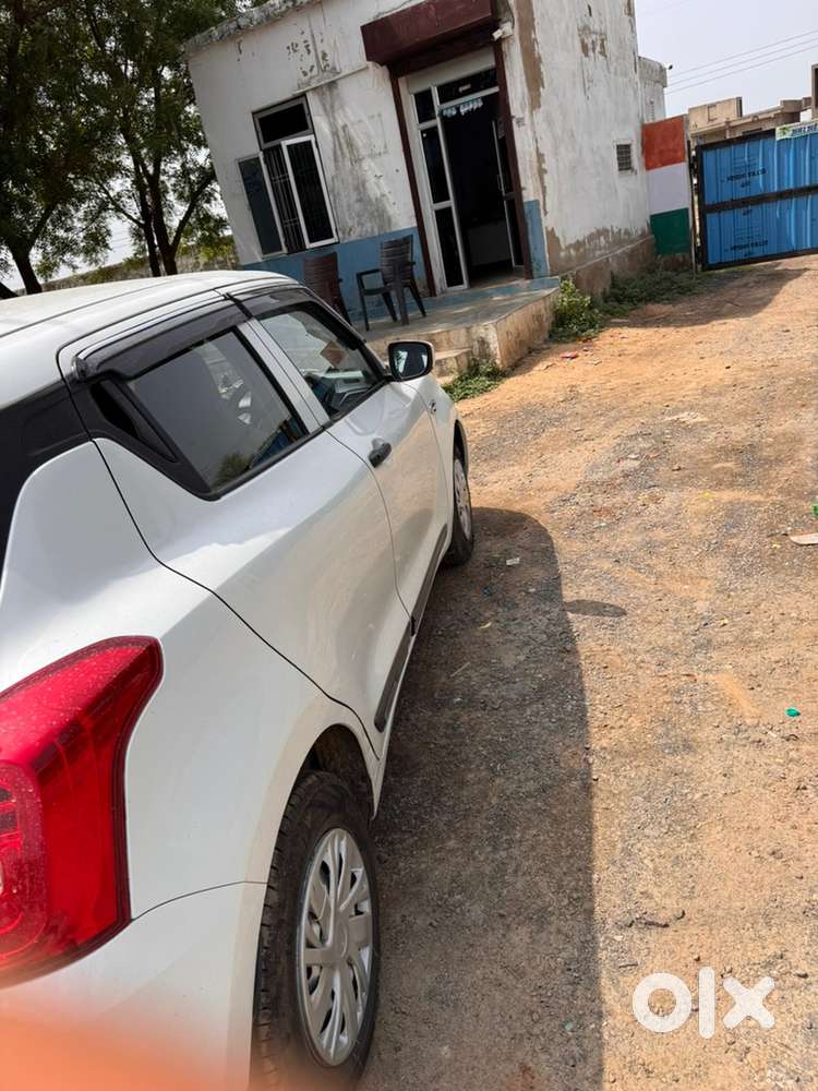 Maruti Swift Lxi 2022