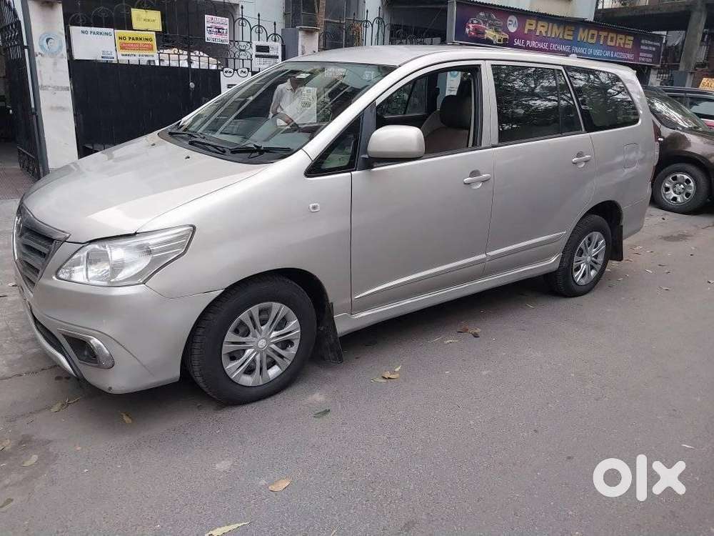 Toyota Innova 2.5 G (diesel) 8 Seater, 2015, Diesel